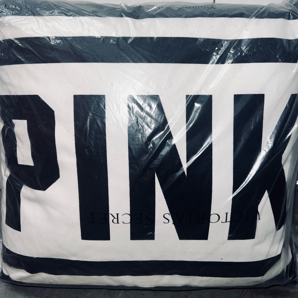 Victoria’s Secret Pink Cheetah Print & Black & White Pink Dorm Pillow NEW